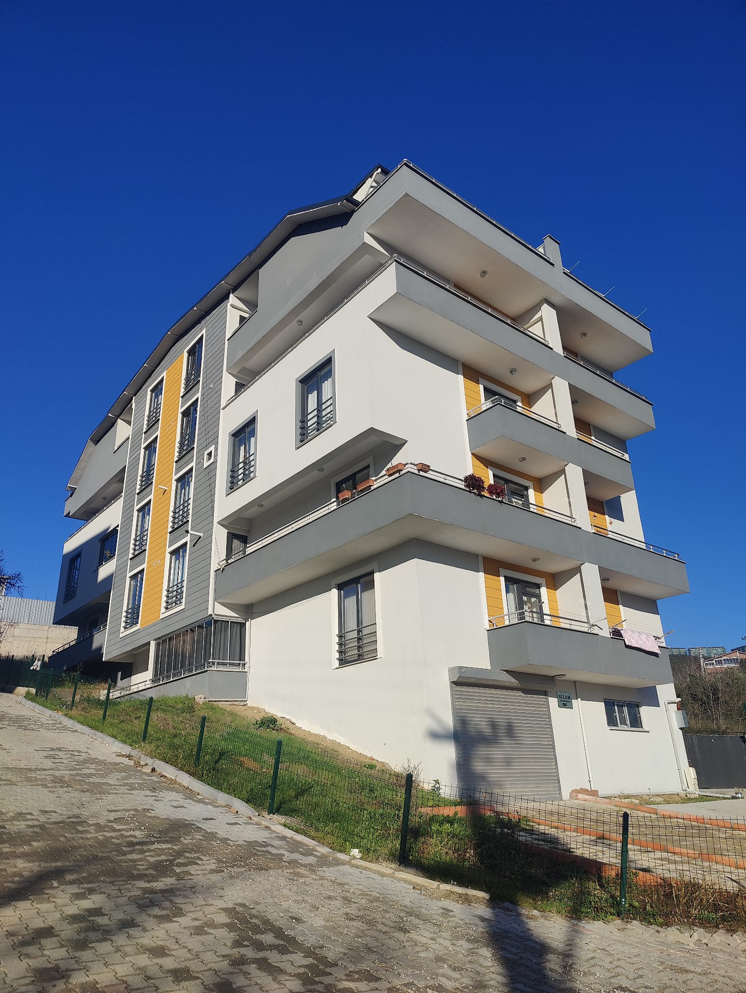 MASTER REALTOR'DEN KURUÇEŞME HATİPKÖY'DE 2+1 0 DAİRE