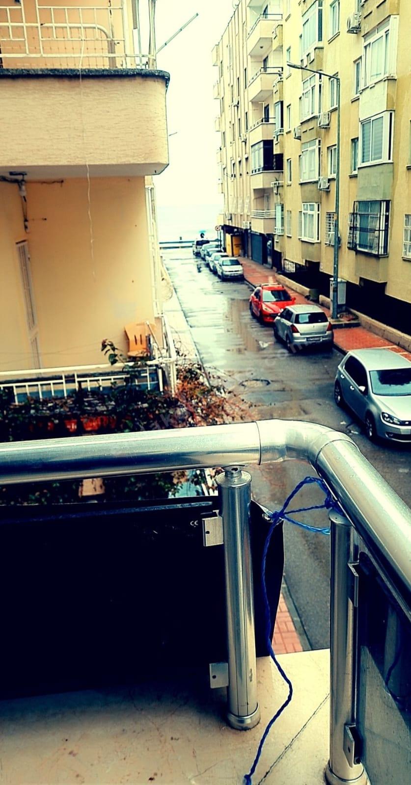 VİRANŞEHİRDE DENİZE 50 METRE YÜRÜME MESAFESİ DENİZ MANZARALI 1+1 DAİRE